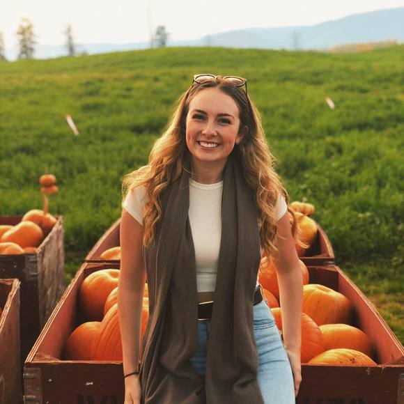 Meet your Posher, Molly - Picture 1 of 1